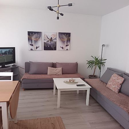 Enjoy Traveling Apartment Тузла Екстериор снимка